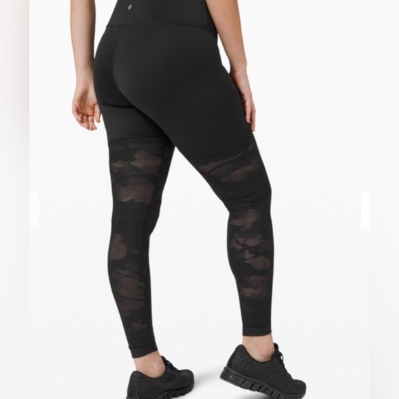 Lululemon Sheer Will Tight 28” - Picture 2 of 9